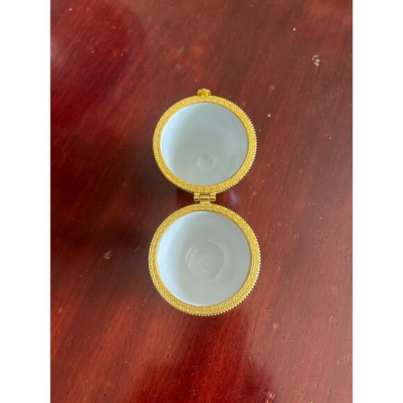 Vintage Ceramic Egg Trinket box by Sheng Kun - Picture 4 of 4